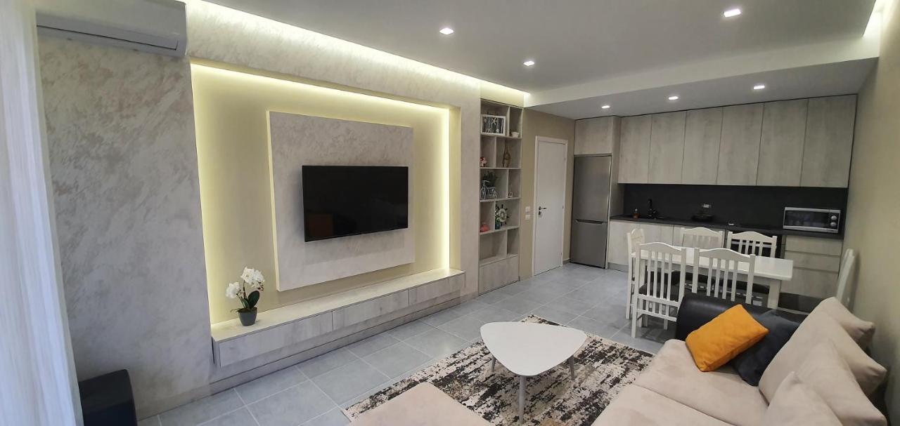 Deluxe Apartment Влёра Экстерьер фото